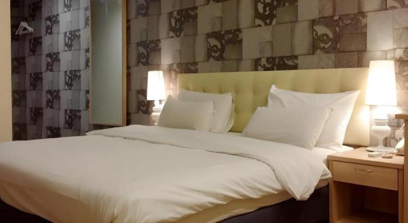 I-Hotel @ Johor Bahru Kültér fotó