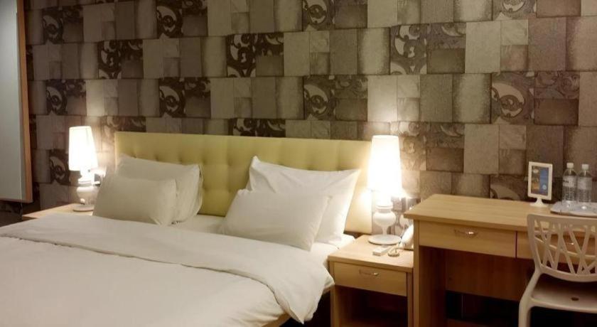 I-Hotel @ Johor Bahru Kültér fotó