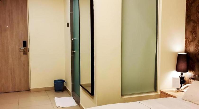 I-Hotel @ Johor Bahru Kültér fotó