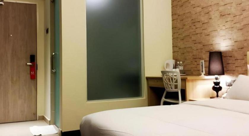 I-Hotel @ Johor Bahru Kültér fotó